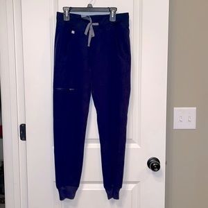 FIGS scrub joggers